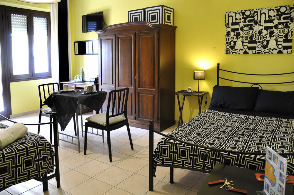 Cerdena Rooms Cagliari Esterno foto